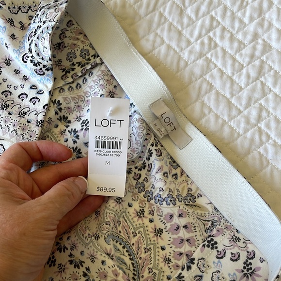 LOFT skirt, size Medium - Picture 3 of 9